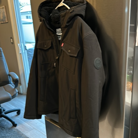 Levi’s size Large men’s winter jacket - Picture 3 of 8